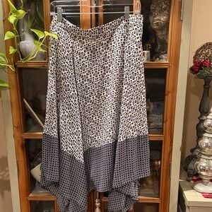 Banana Republic Black and White Asymmetrical Skirt
